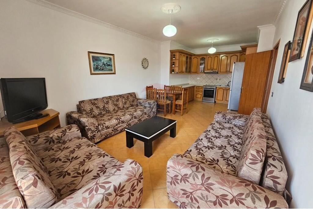 Apartament 2+1 per qira ne Astir!