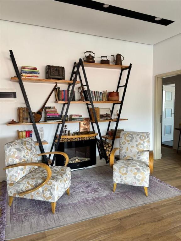 APARTMENT 2+1 FOR RENT 800 EURO KARL GEGA CENTER