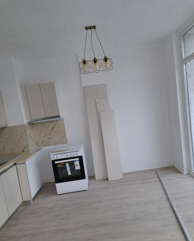 A 1+1 apartment with parking is available at the end of the new boulevard, Baron complex, Dine Hoxha street.