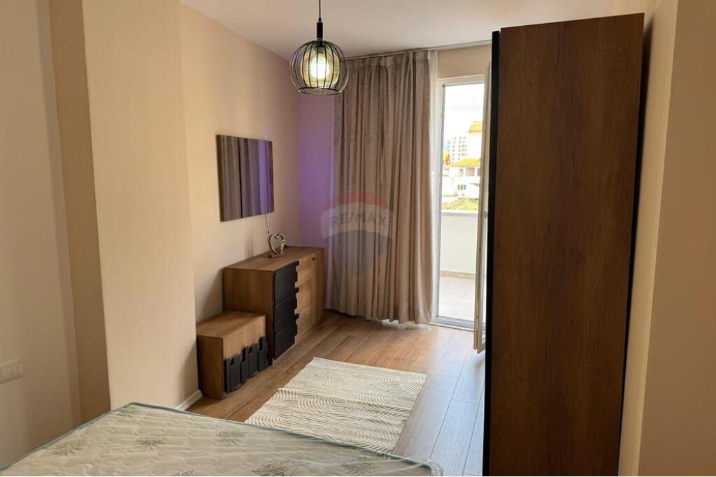 2+1 APARTMENT & PARKING FOR RENT ON BARRIKADAVE STREET