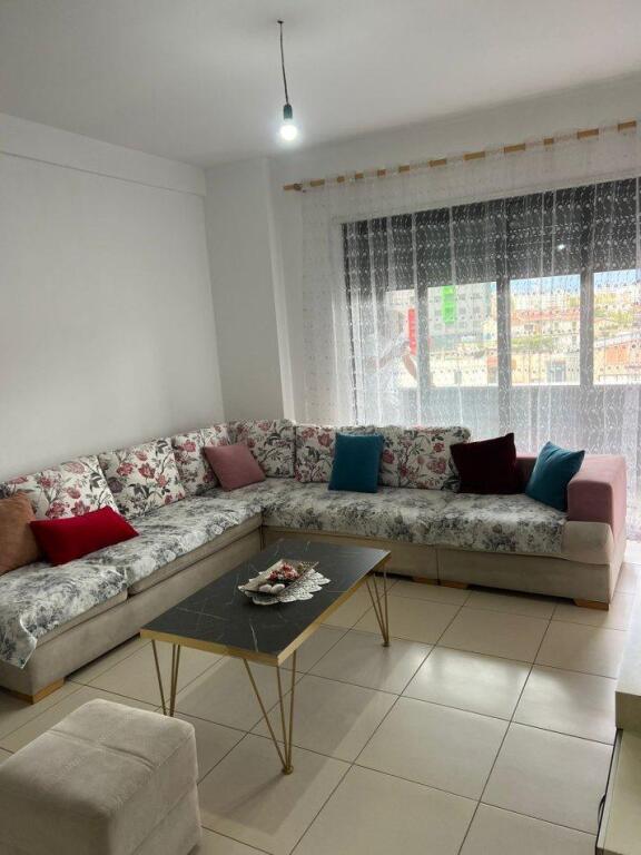Apartament 2+1 me qira ne Astir