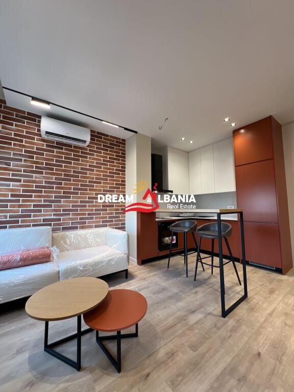 Affittasi appartamento 1+1 in via Karl Gega (ID 42111320)