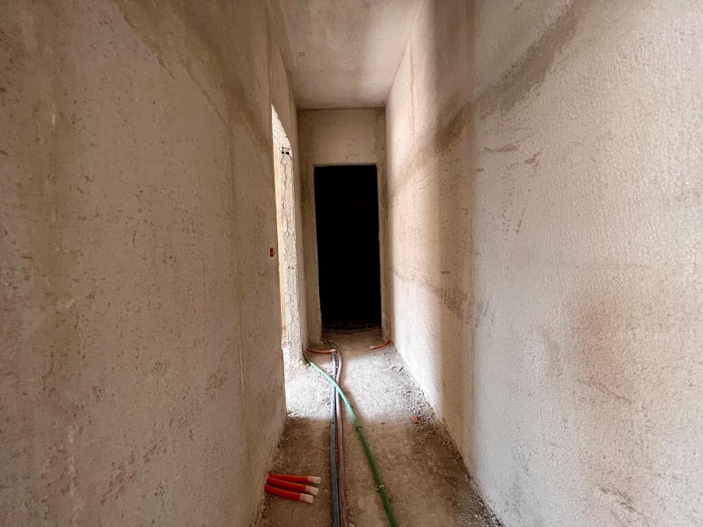 For sale, Apartment under construction 1+1 with balcony, "Tirana Entry 2".