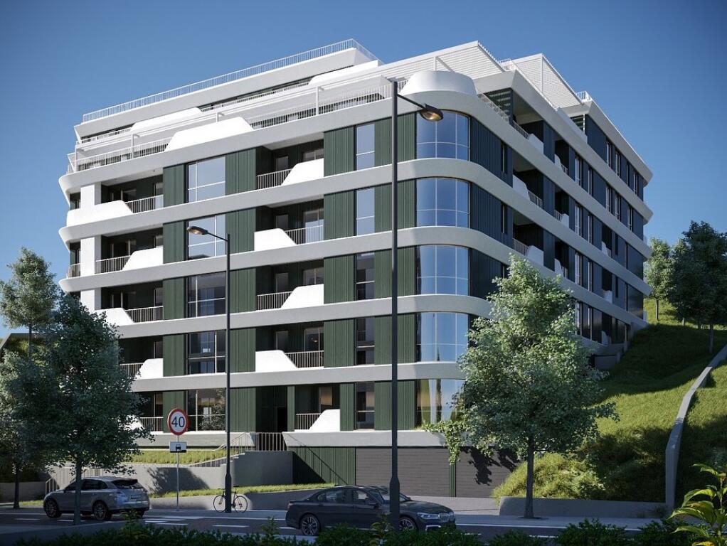 SHITET apartament 2+1+PARKIM në kompleks modern pranë Liqenit të Thatë