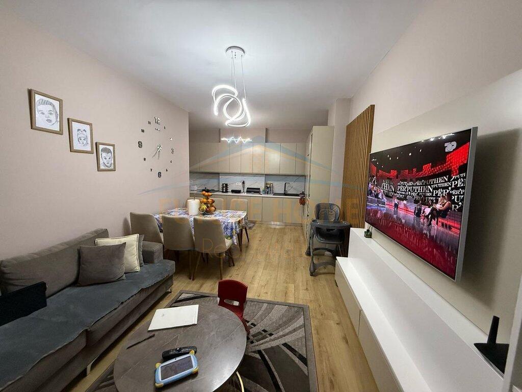 For sale Apartment 2+1, Yzberisht