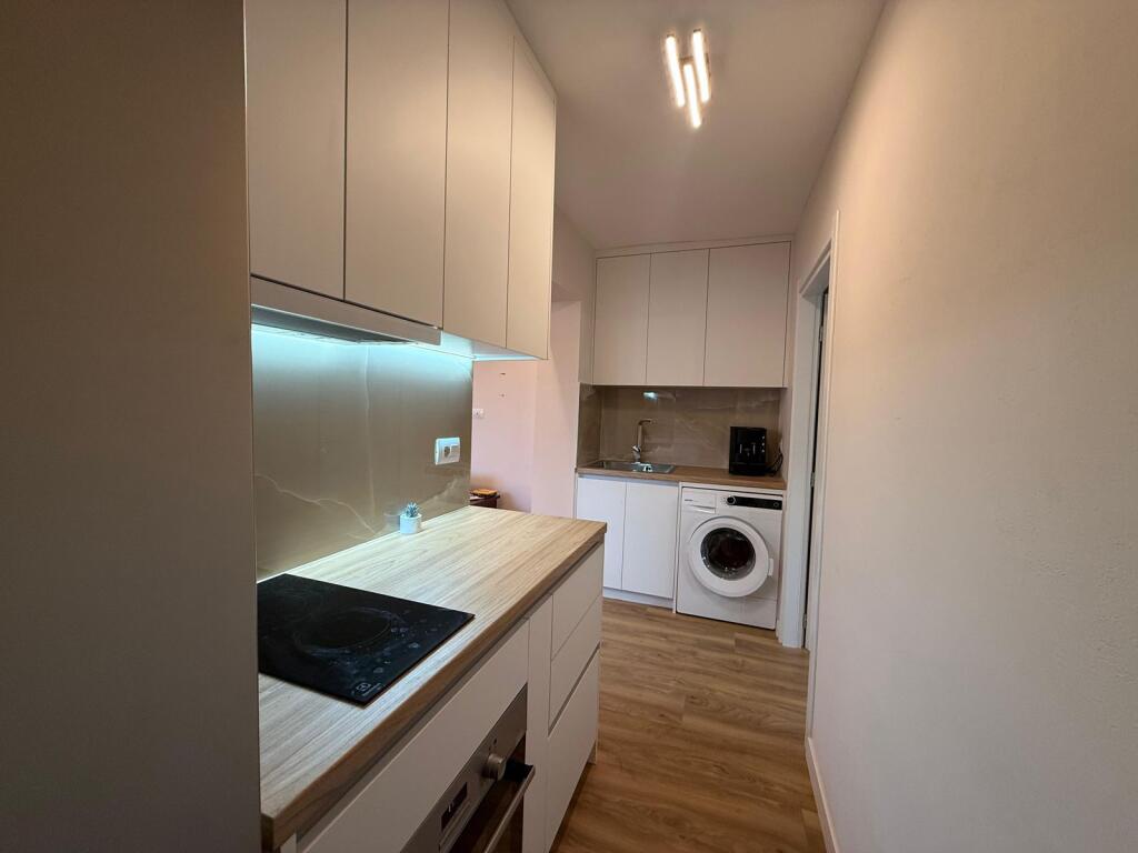 Affittasi appartamento 1+1 in Via Mine Peza