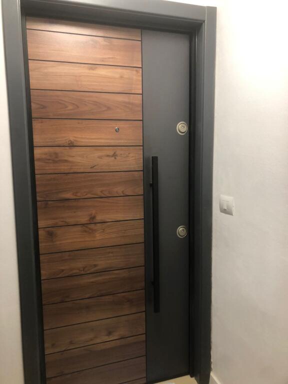Affittasi appartamento 1+1 in Via Mine Peza