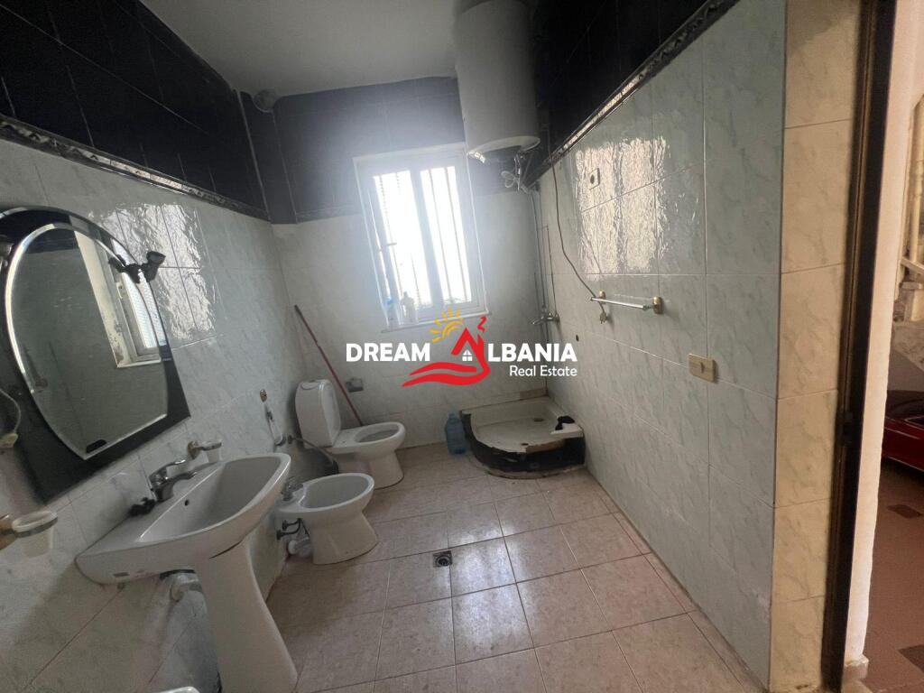 Three-story villa for rent on Kajreman Ylli Street – Kinostudio (ID 4251394)