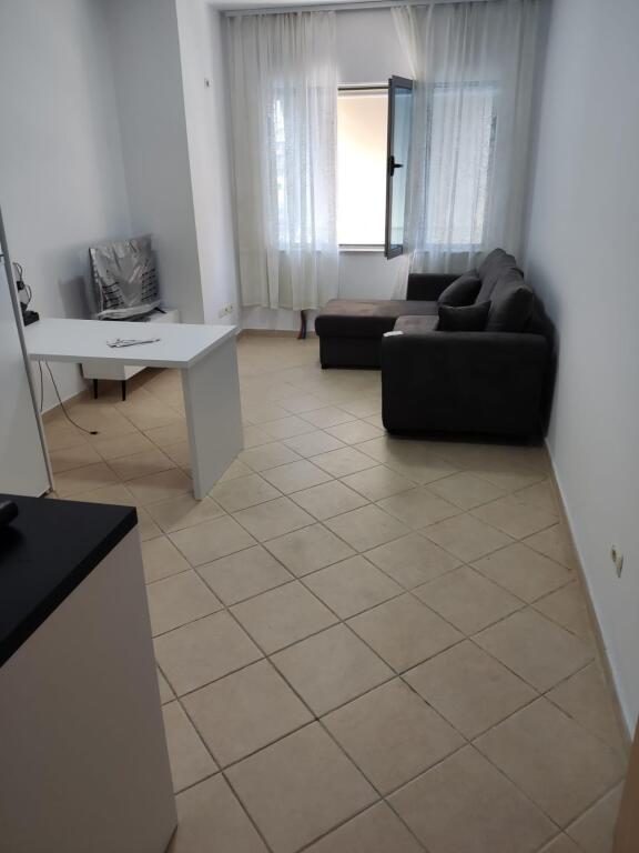 Apartament 1+1 me qira ne Astir
