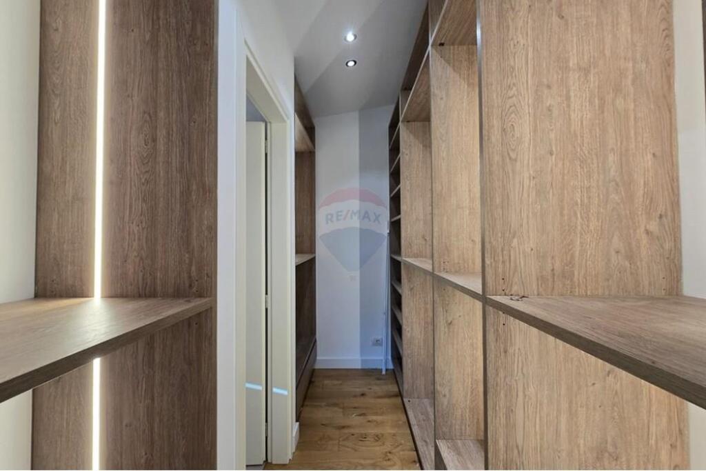 Villa for rent in Teg!
