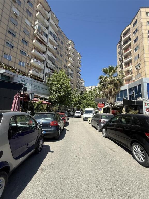 AFFITTASI APPARTAMENTO 1+1 45000 LEK ASTIR