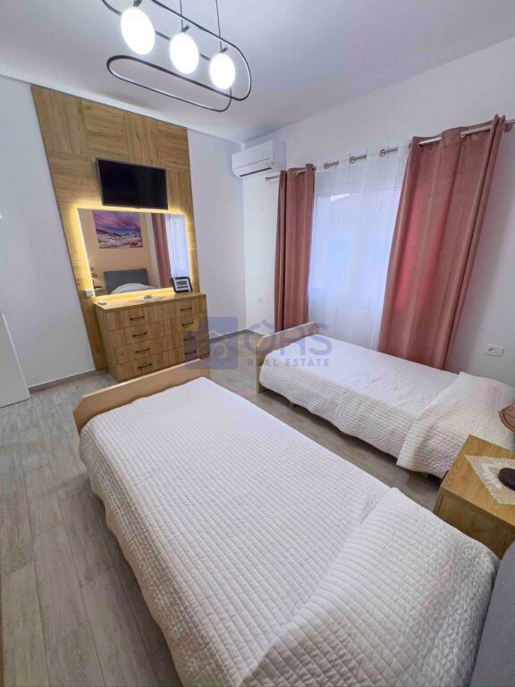 Villa for rent at German Villas 1000 euros.