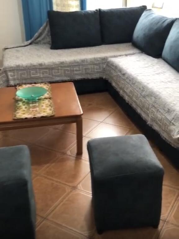 Affittasi appartamento 2+1+1 con balcone