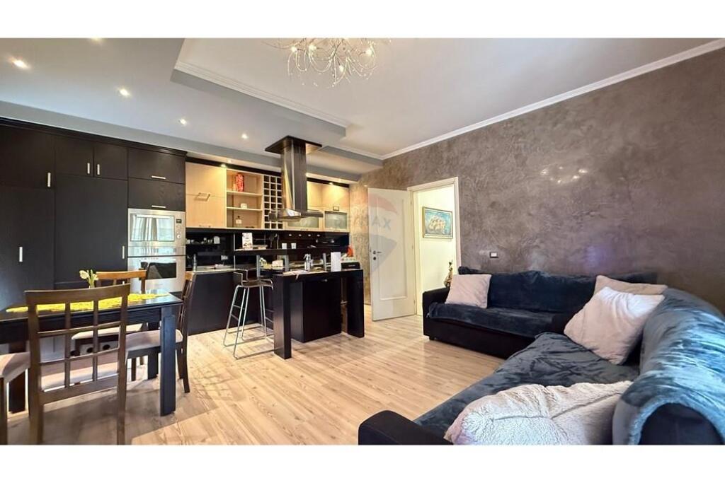 3+1 apartment for rent near the Institute of Hygiene!