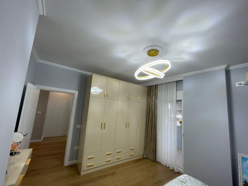 2+1 apartment for rent at Zogu Zi