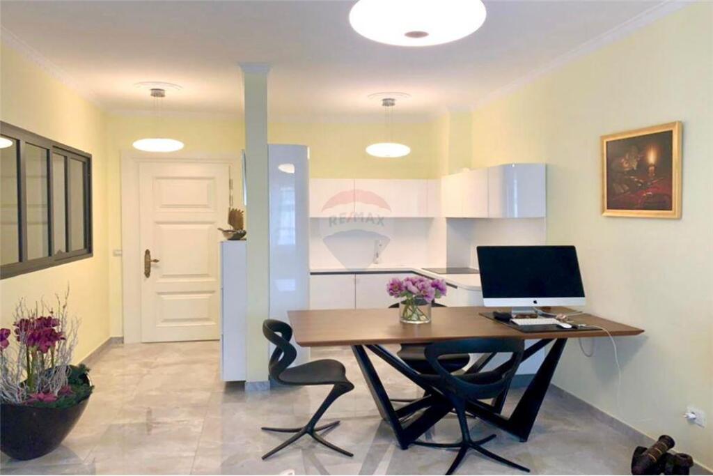 Apartament  2+1 me qera ish parku