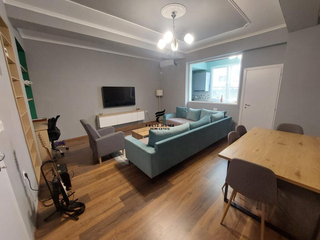 VILLA FOR RENT 210 M2 STUDENT CITY 1,350 EURO