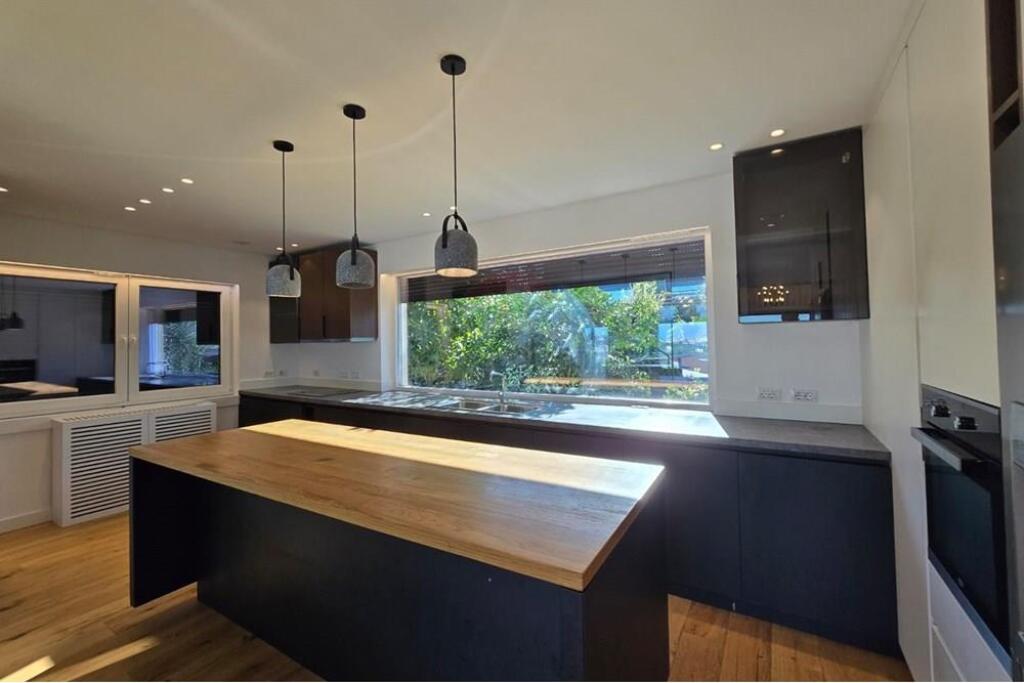 Villa for rent in Teg!