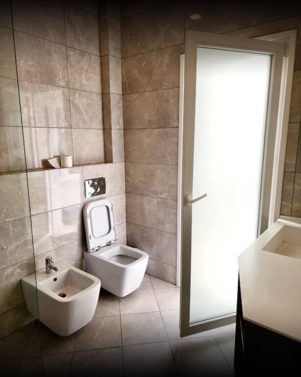 3-STOREY VILLA FOR RENT IN SELITE