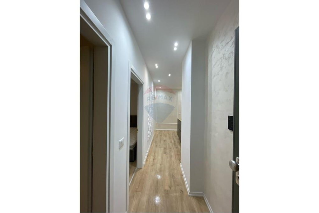 3+1 APARTMENT FOR SALE, PORCELAIN