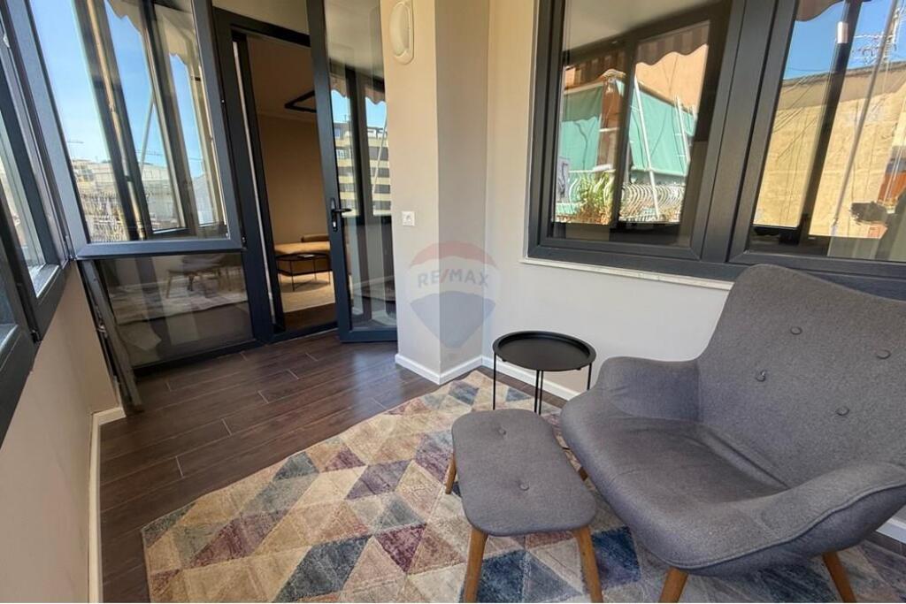 Apartament luksoz per qira prane Air Albania