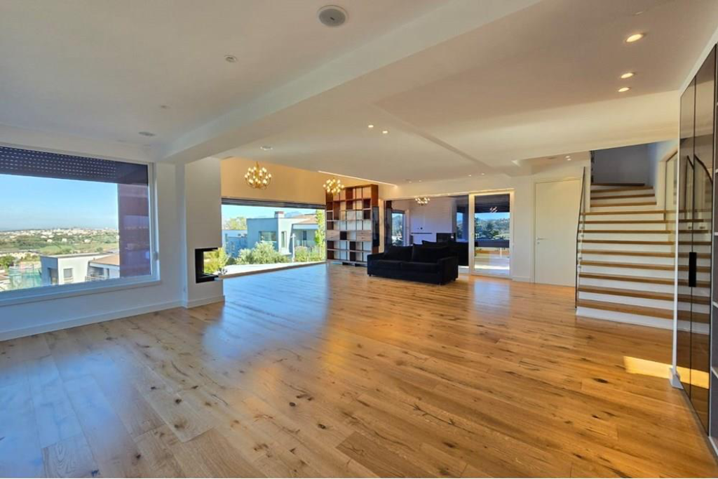 Villa for rent in Teg!