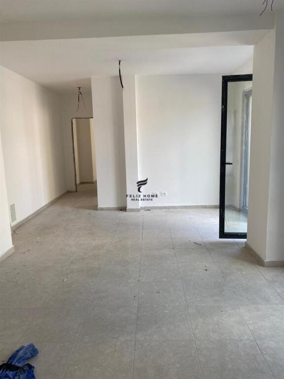 UFFICIO IN AFFITTO 93 M2 PAZZAIO NUOVO 800 EURO
