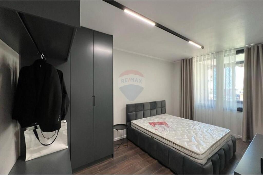 Apartament luksoz per qira prane Air Albania