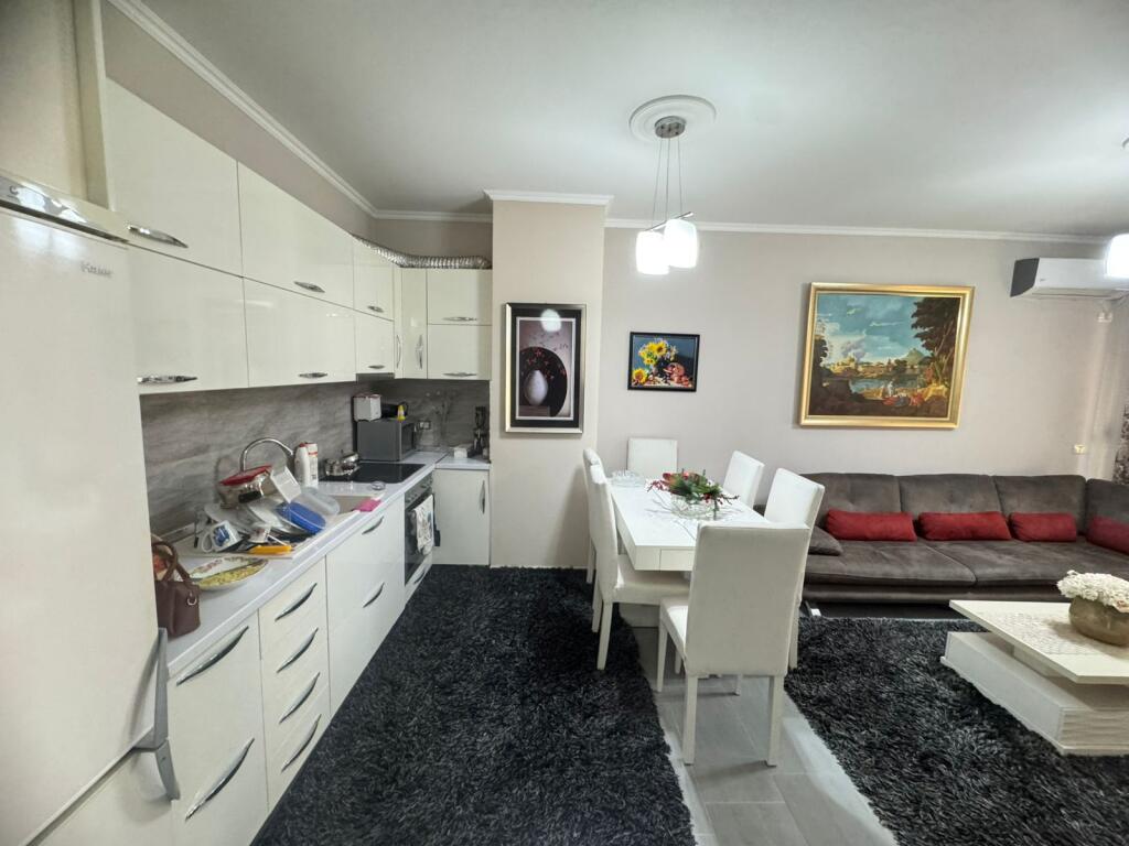Apartament 1+1 per shitje ne Astir
