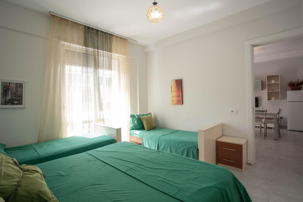 I AM RENTING A 1+1 APARTMENT AT THE BEACH, DURRES