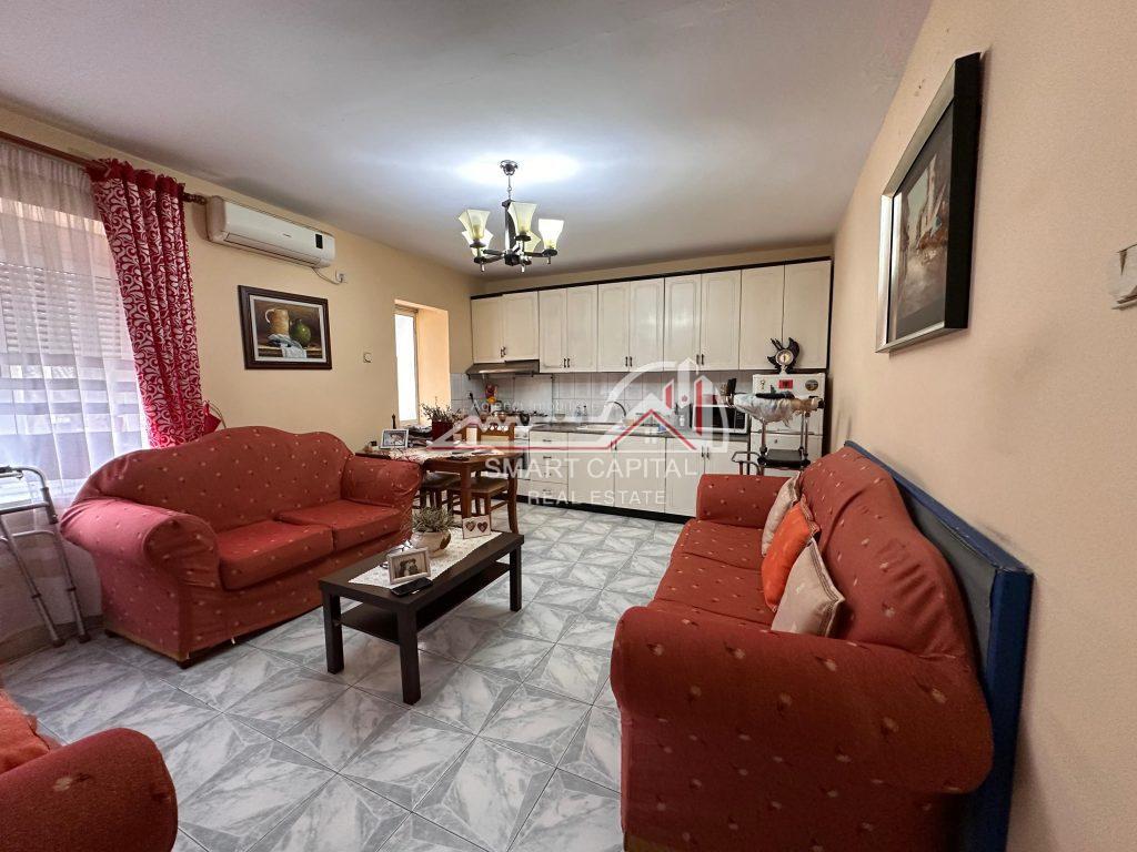 APARTMENT 2+1 FOR SALE ON RIZA SALATI STREET - VLORA!!