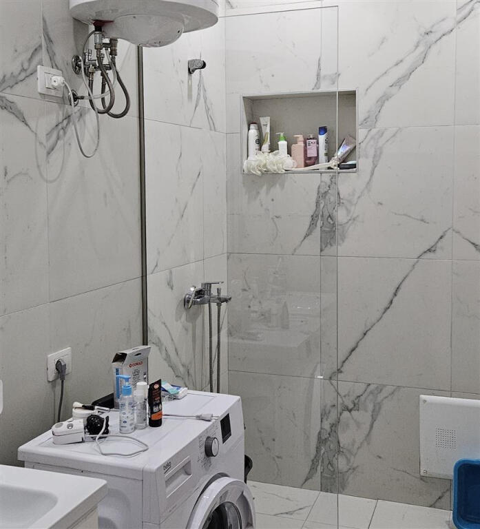 Appartamento in Affitto 1+1 in Via 21 Dicembre (ID B2101105) Tirana.