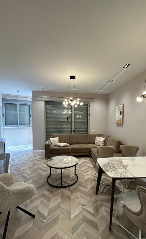 APARTMENT FOR RENT 2+1 CENTER 1,300 EURO