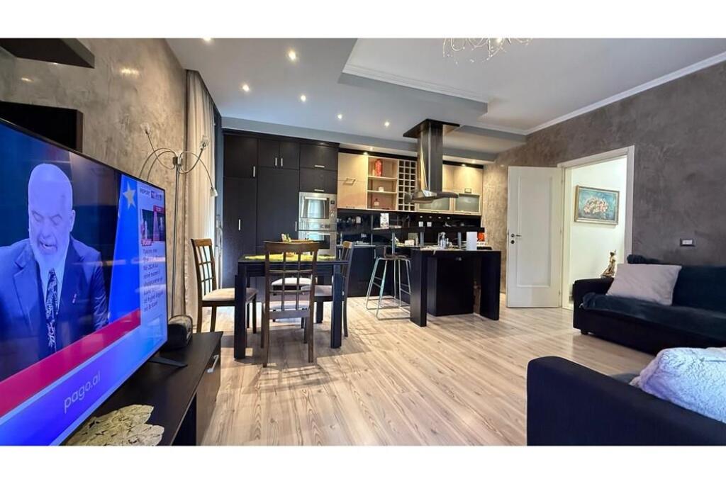 3+1 apartment for rent near the Institute of Hygiene!