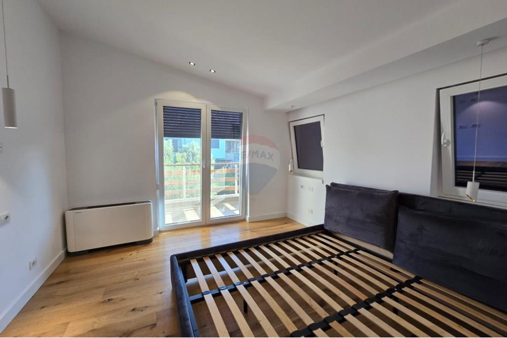Villa for rent in Teg!