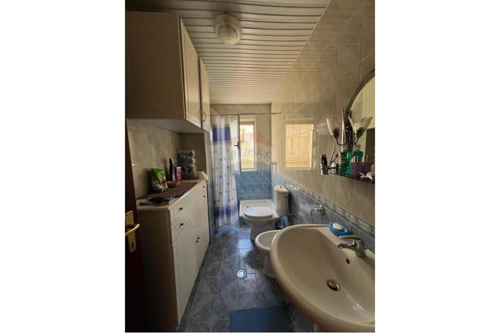 2+2+2 apartment for rent American Embassy