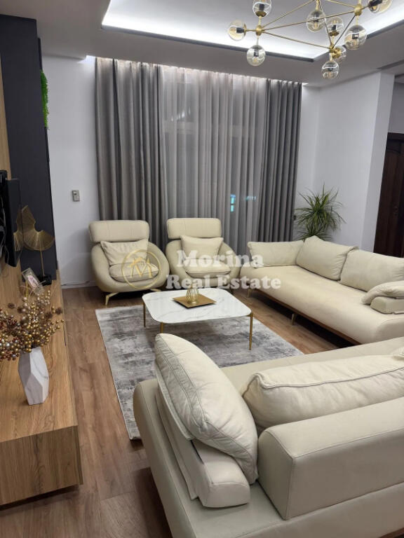 Affitto, Appartamento 3+1+3, Via Rrapo Hekali, 1000 euro/mese 0693408599