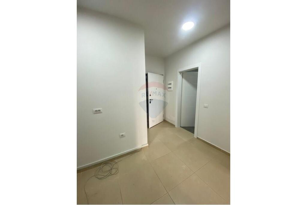 OFFICE SPACE ON KOSOVARVE STREET