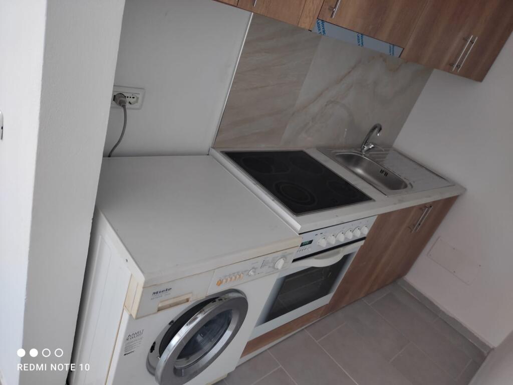 GARSIONERE PRANE KOPESHTIT PERRALLOR, ISH TREGU ELEKTRIK