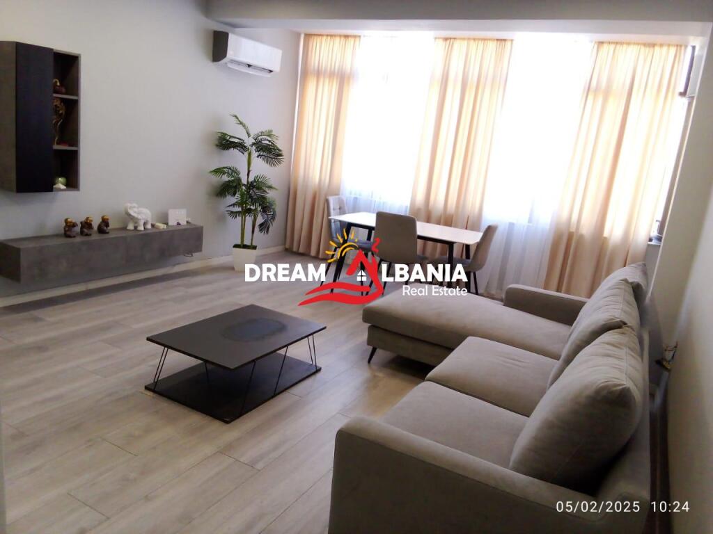 Jepet me qera apartament 2+1 tek rruga Frosina Plaku, prane 21 Dhjetorit, Tirane (ID 42215270)