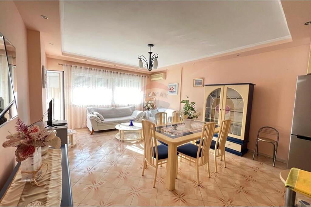 2+2+2 apartment for rent American Embassy