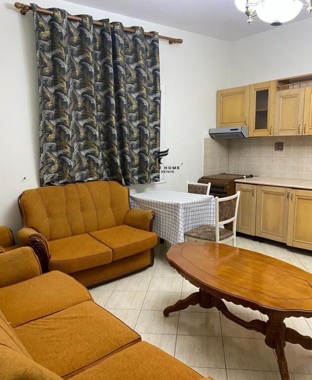 APARTMENT FOR RENT 1+1 TRAIN STATION 400 EURO