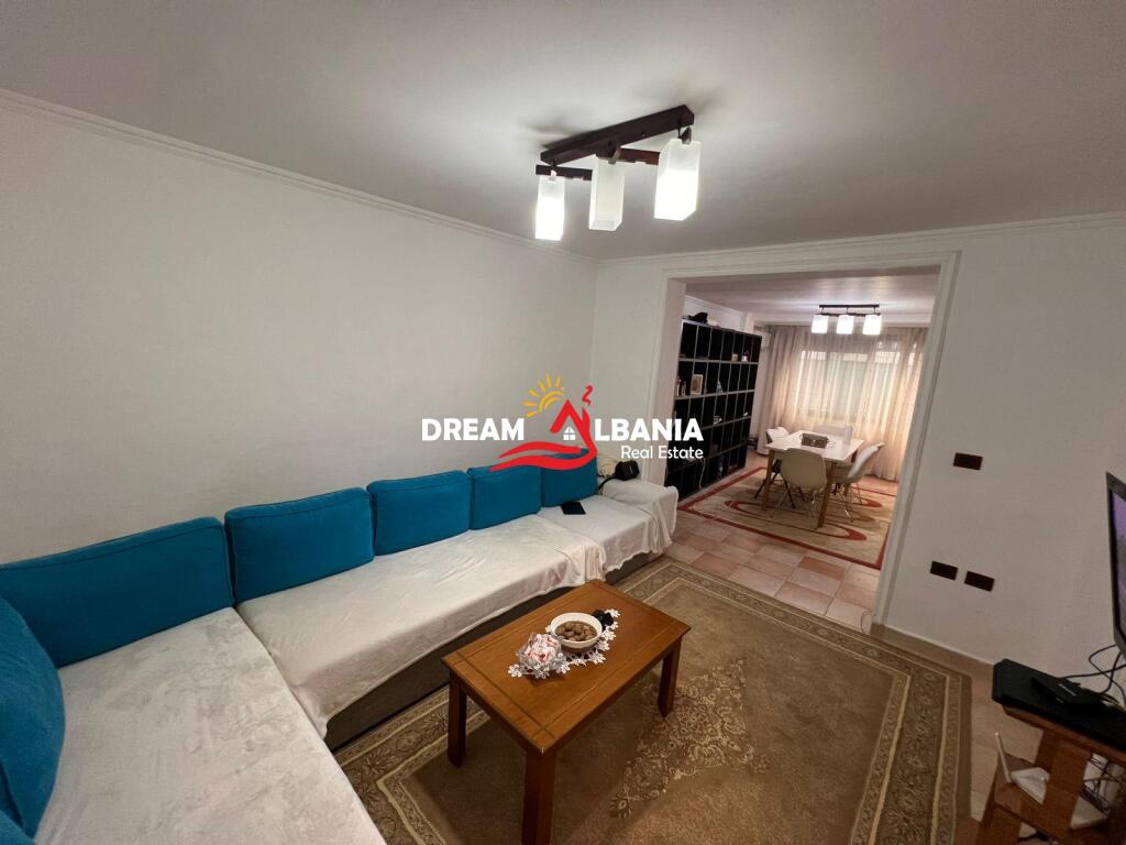 3+1 apartment for sale by the road in Bllok - Possibility to be divided into 2 apartments 1+1 - ID: 4139180