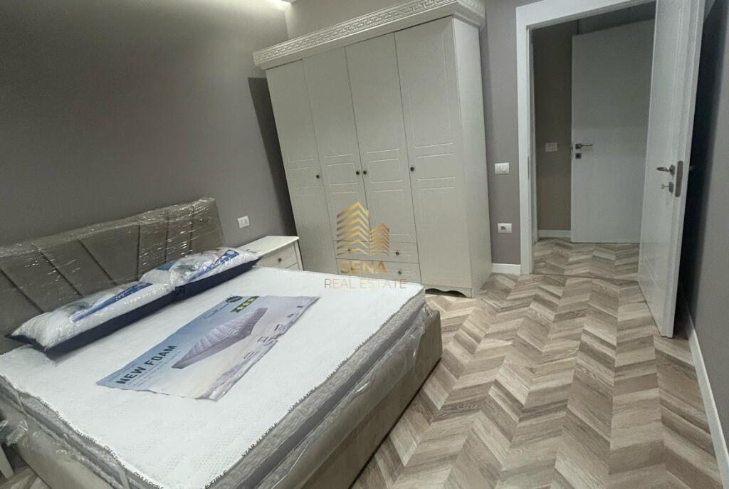 Qira, Apartament 2+1+2, Qendër, Muajore