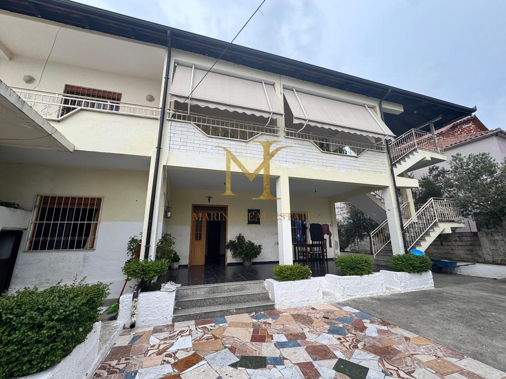 OCCASION!!!! A PRIVATE TWO-STOREY HOUSE + A LOCAL FOR SALE IN THE OLD DURSËS SWAMP!!