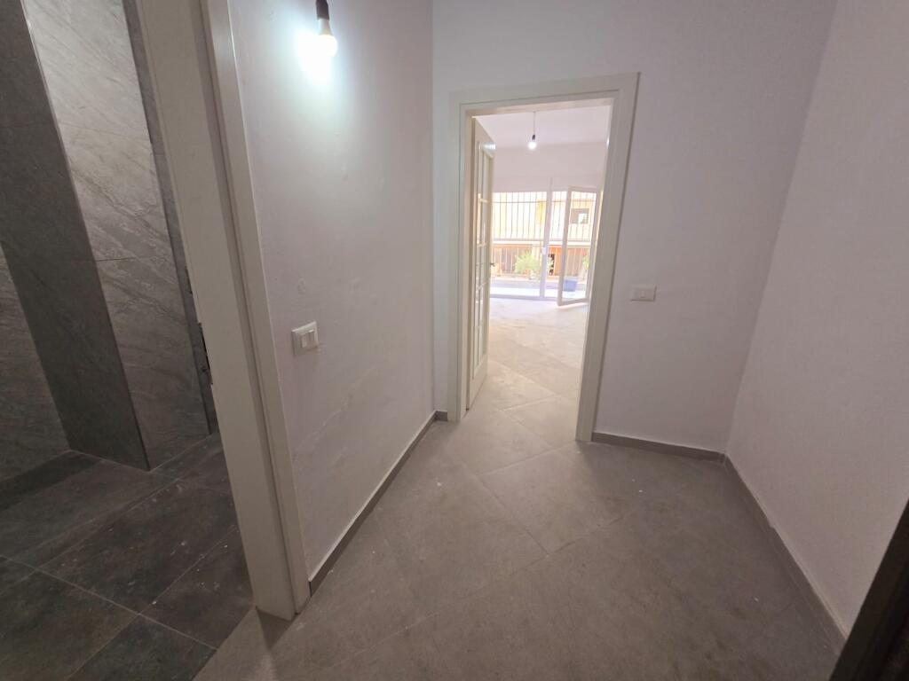 2+1 APARTMENT FOR SALE NEAR THE MARKET IN DURRES