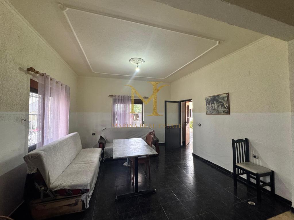 OCCASION!!!! A PRIVATE TWO-STOREY HOUSE + A LOCAL FOR SALE IN THE OLD DURSËS SWAMP!!