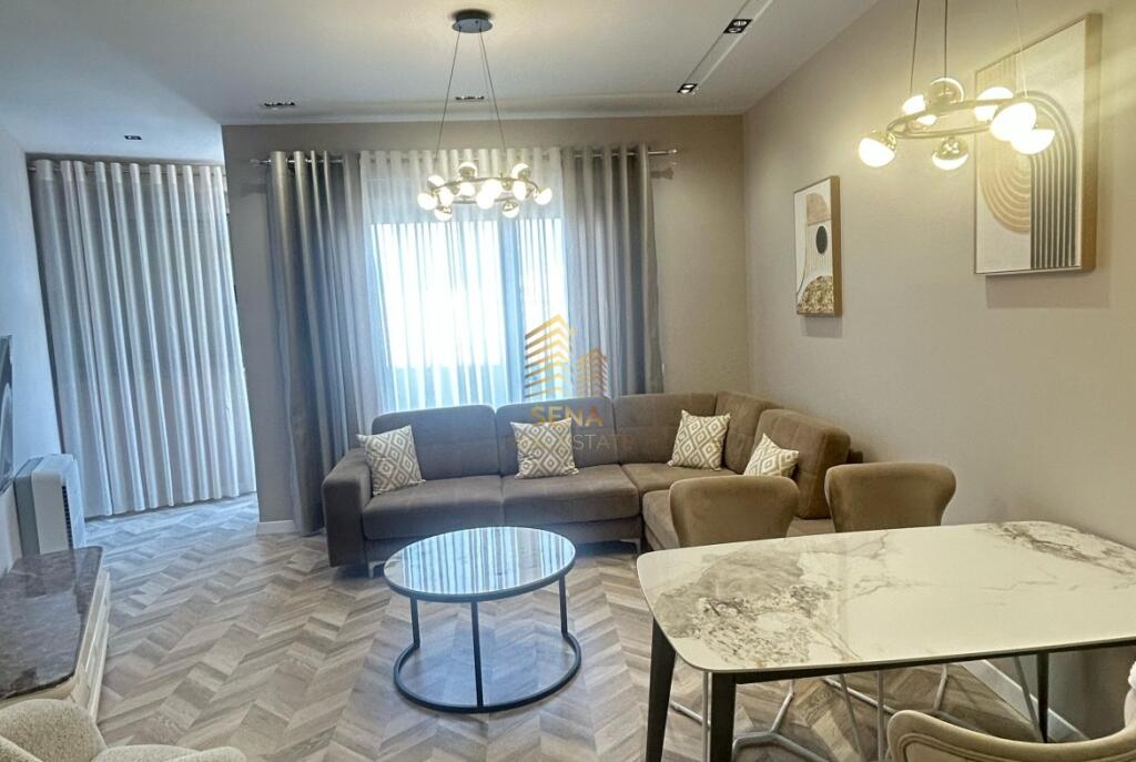 Qira, Apartament 2+1+2, Qendër, Muajore