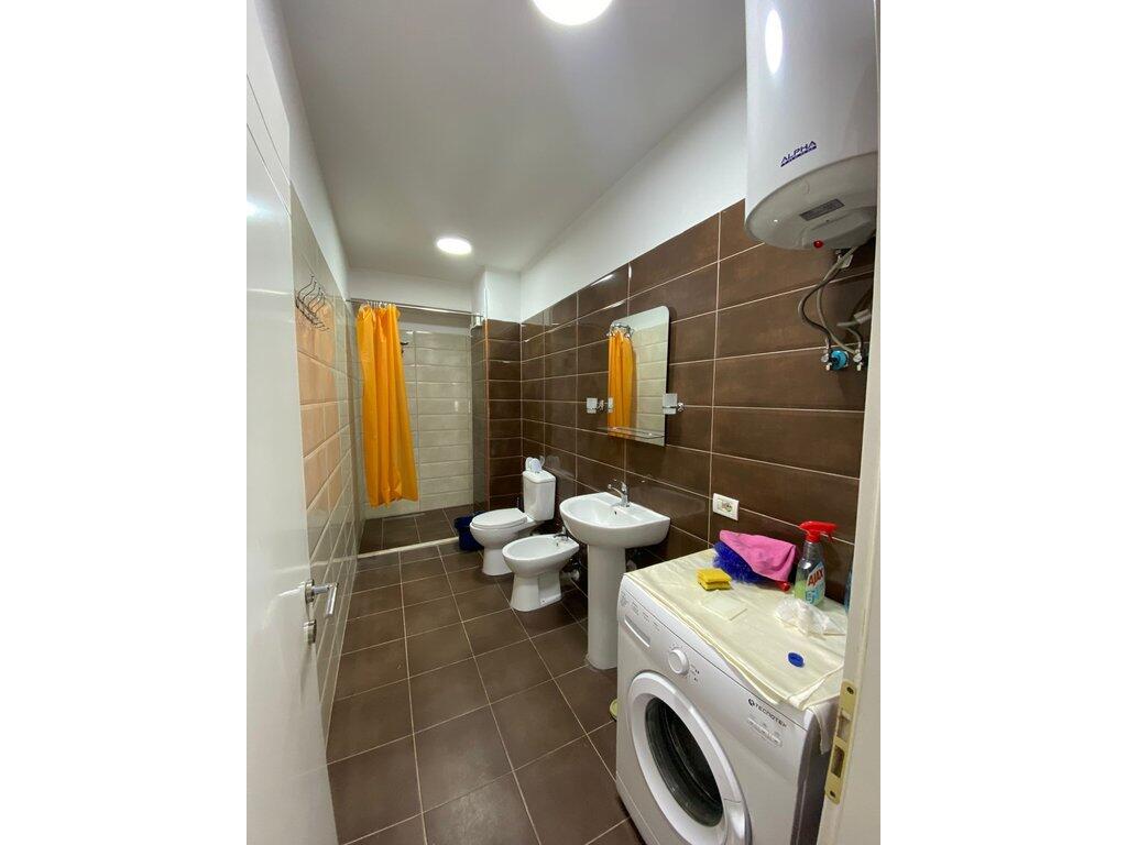 Qera, Apartament 2+1, Komuna e Parisit, Tirane