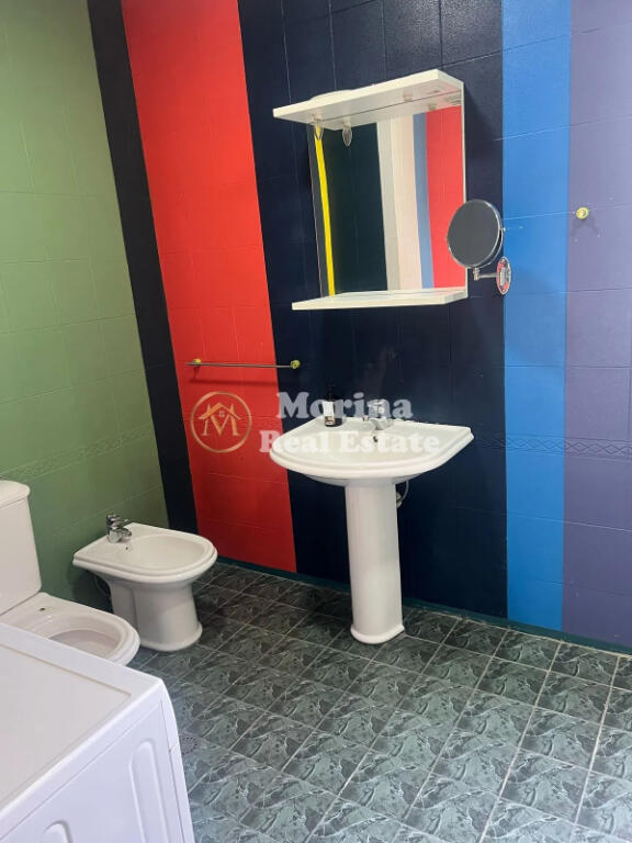 Rent, 2+1 Apartment, Zogu Pare Boulevard, 650 euros - 0692040509